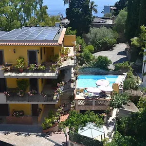 Il Glicine Aparthotel